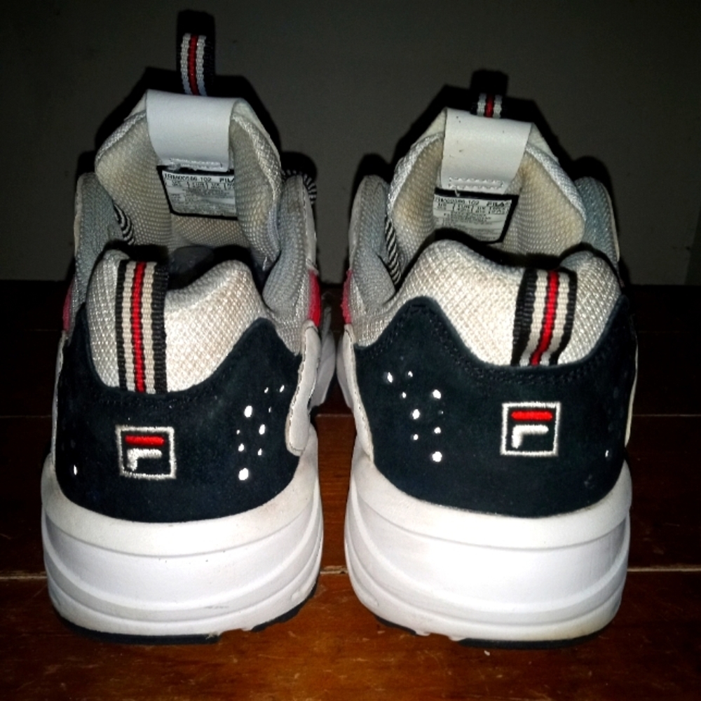FILA - Picture 4 of 10